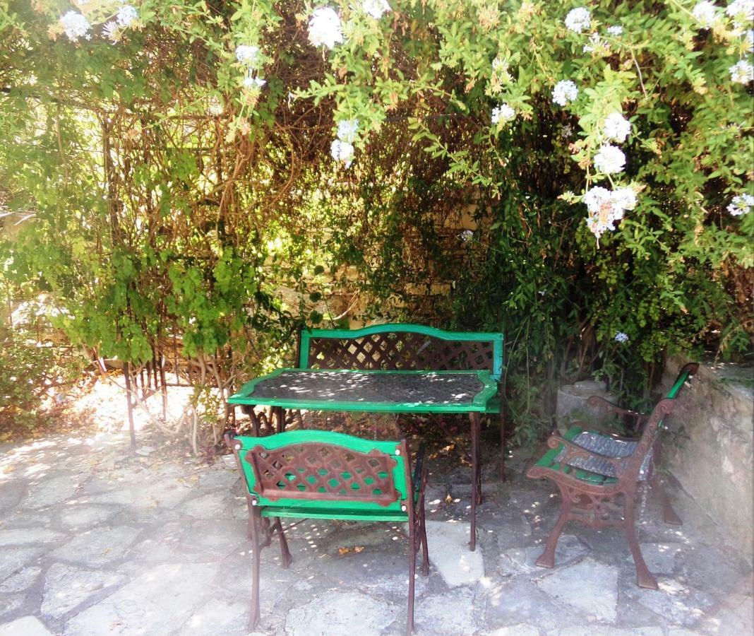 Lantana Stone House Villa Lemona ภายนอก รูปภาพ