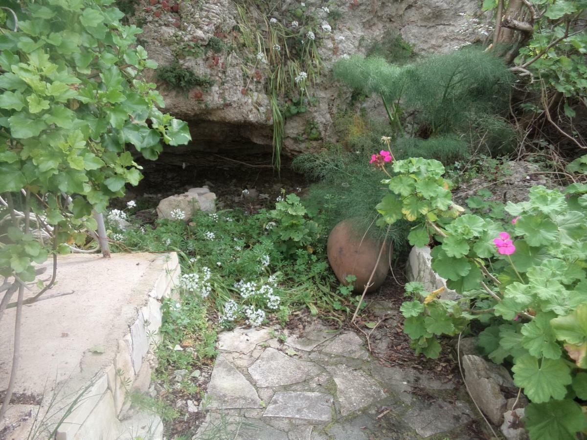 Lantana Stone House Villa Lemona ภายนอก รูปภาพ