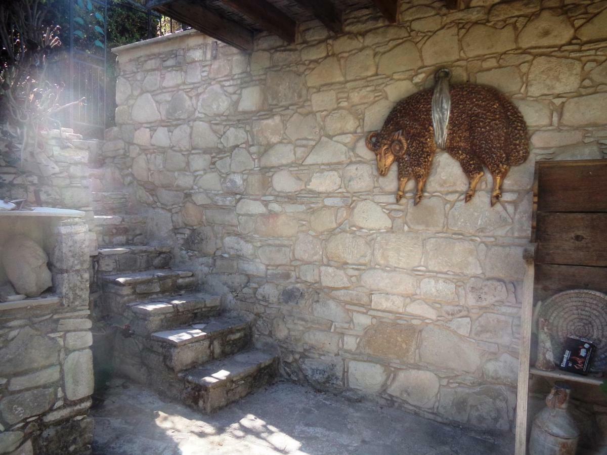 Lantana Stone House Villa Lemona ภายนอก รูปภาพ